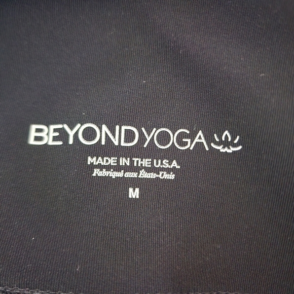 Beyond Yoga North Star Midi Legging Medium - Picture 6 of 9